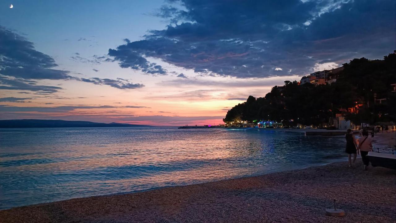 Villa Ruza 30M From The Beach Baška Voda Eksteriør bilde