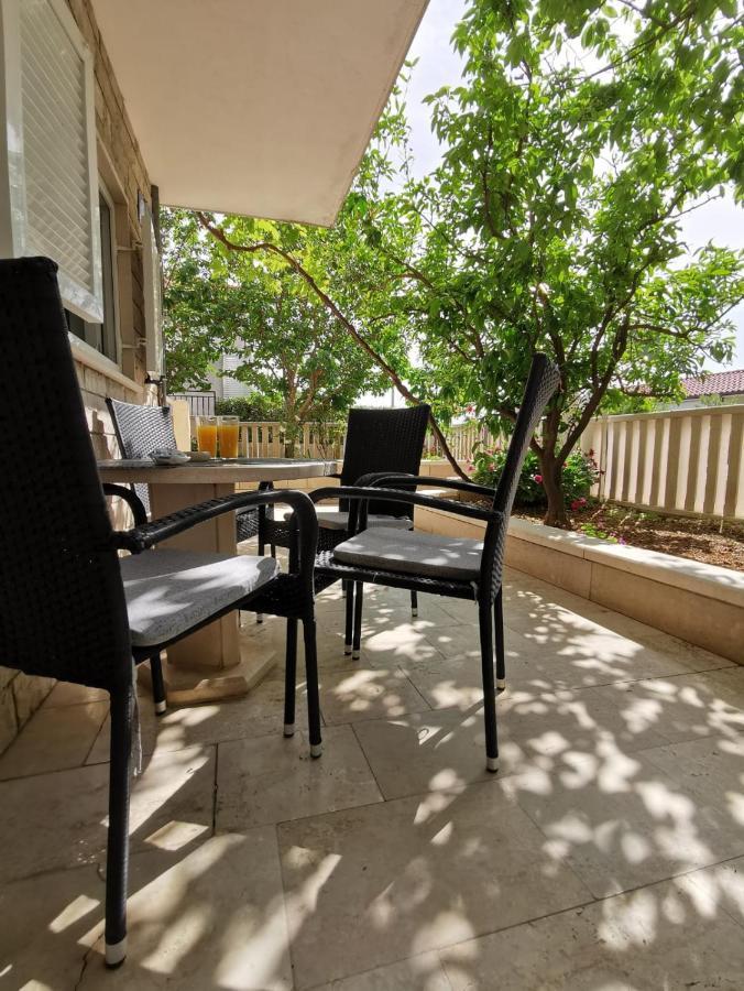Villa Ruza 30M From The Beach Baška Voda Eksteriør bilde
